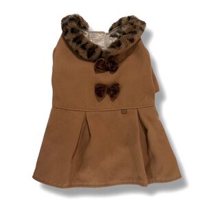 Duke  & Daisy Faux Fur Collar Coat Jacket Dog Coat Tan New W/O Tag L